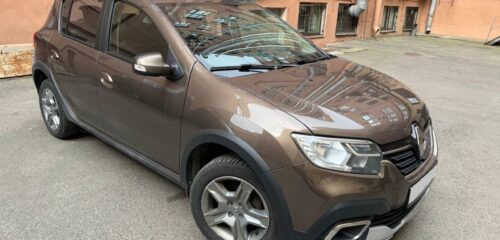 Тополь упал на припаркованный Renault Sandero Stepway: как наши автоюристы взыскали с муниципалитета более 305 тыс. рублей